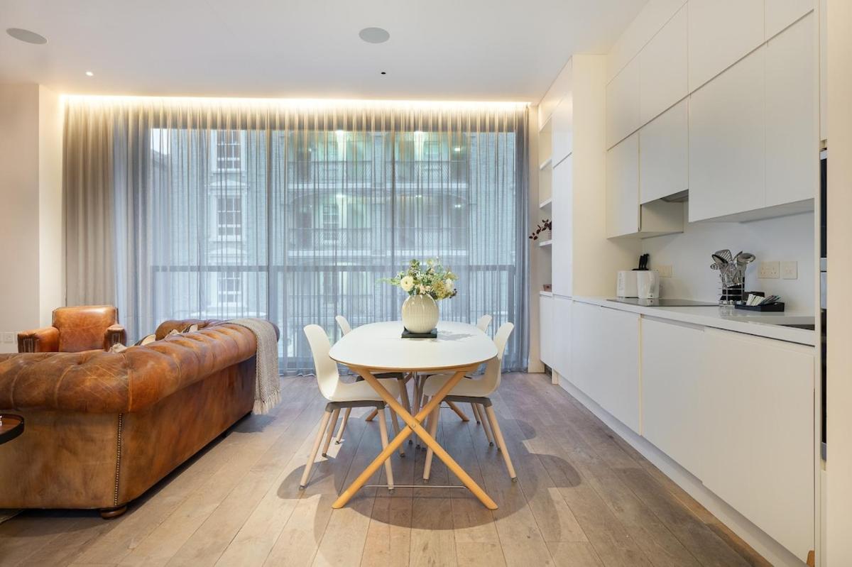 Vesto Stylish Split Level 1-bed Apt King's Cross * Londra
